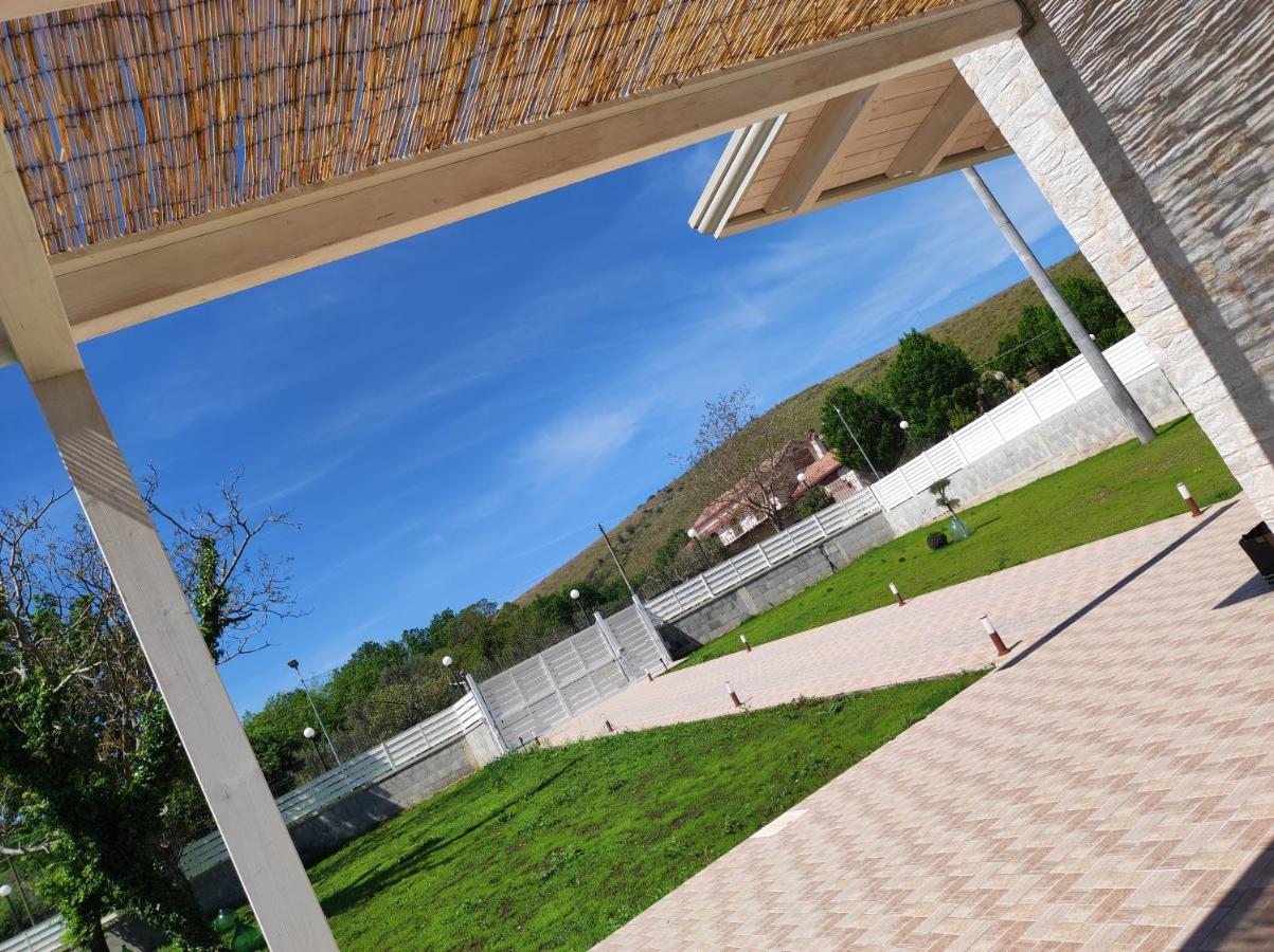 Janus Casa Nel Verde - Relax Pool & Spa Giano Vetusto 외부 사진